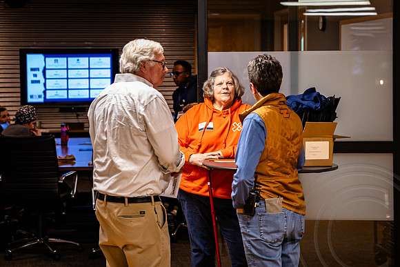 FindUrPeepsWk3_JimGormley_100925-6792