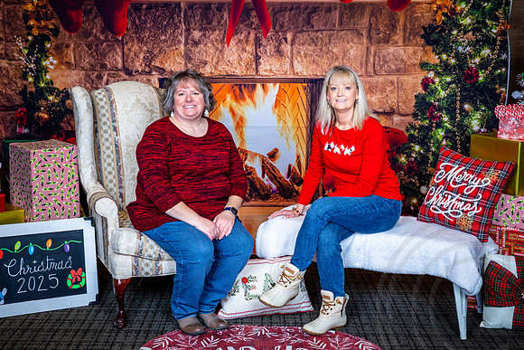 BreakfastSantaGivaudan_2025_JimGormley_121325-8870
