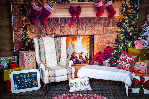 BreakfastSantaGivaudan_2025_JimGormley_121325-8868