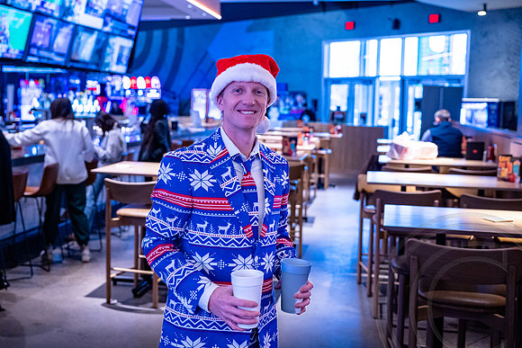 BreakfastSantaGivaudan_2025_JimGormley_121325-8884