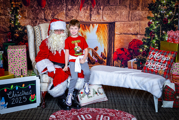BreakfastSantaGivaudan_2025_JimGormley_121325-9007