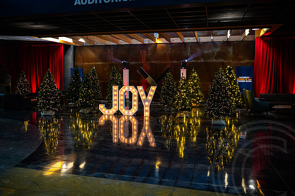 CHRISTMASTORY_JimGormley_121425-9438