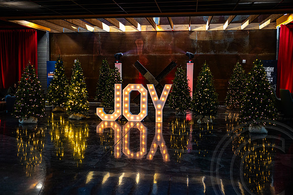 CHRISTMASTORY_JimGormley_121425-9439