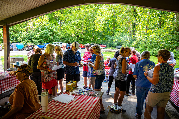 SC PicnicSWoods_JimGormley_080826-6810
