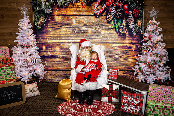 Santa-Givaudan_JimGormley_120322-4193