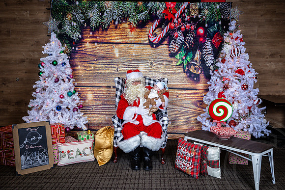 BreakfastWSantaGivaudan_JimGormley_120223-8021