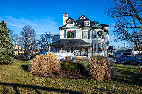 ChristmasStMonica_JimGormley_121423-9628