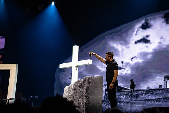 GoodFriday_JimGormley_041825-7362