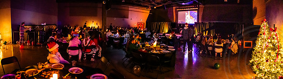 FriendsmasES_JimGormley_120824--3