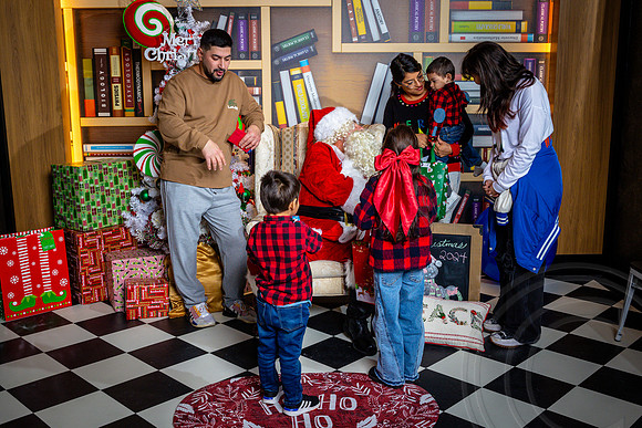 BreakfastSanta_JimGormley_120724-3167